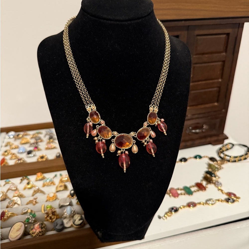 Vintage Gold Tone Necklace